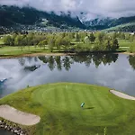View By We Rent, Summercard Included Διαμέρισμα