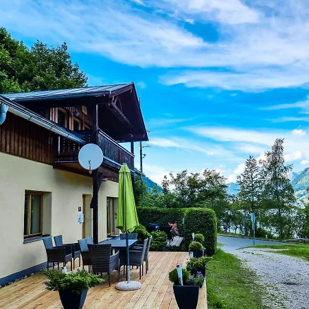 View By We Rent, Summercard Included Apartamento