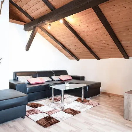 View By We Rent, Summercard Included * Zell am See