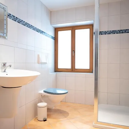 View By We Rent アパート *